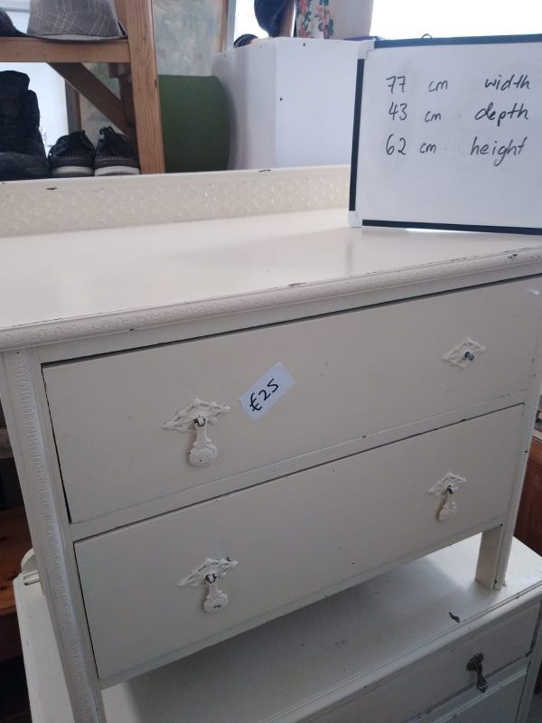 Small White Unit