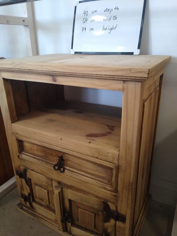 Solid TV Unit