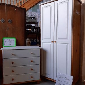 Matching furniture set